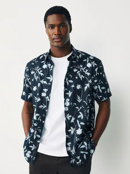 Blue Textured Floral Regular Fit 100% Cotton Short Sleeve Print Shirt