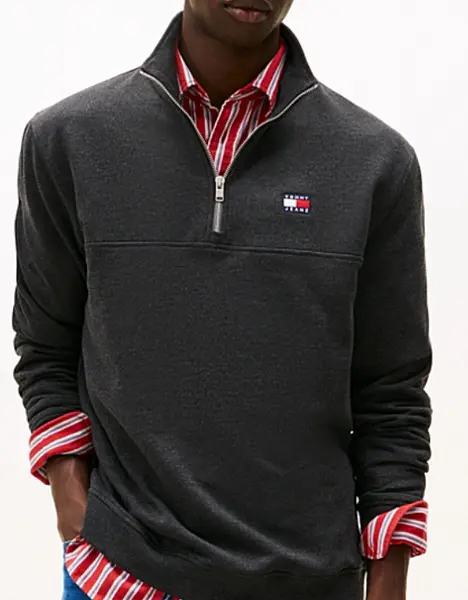 Tommy Badge Quarter-Zip Jumper