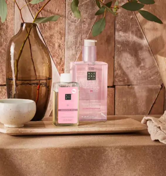 The Ritual of Sakura Concentrated Handwash Refill